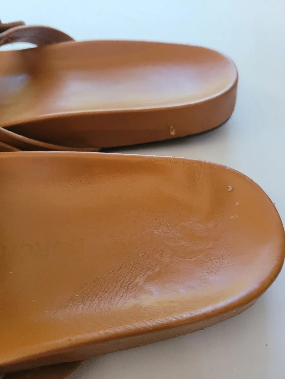 Tory Burch 8.5 Tan Leather Miller Cloud Cutout Logo Thong Sandals